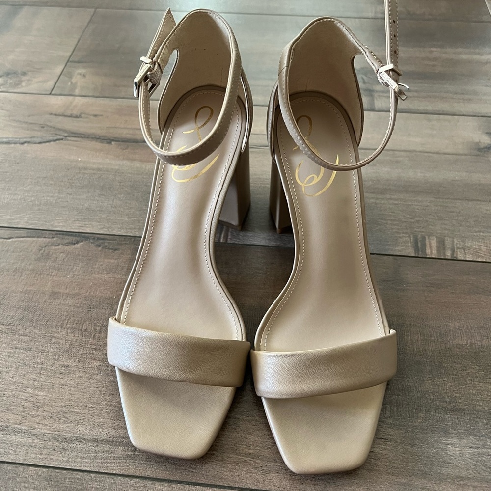 Sam Edelman women’s high-heel sandals, Soft beige leather, size 7.